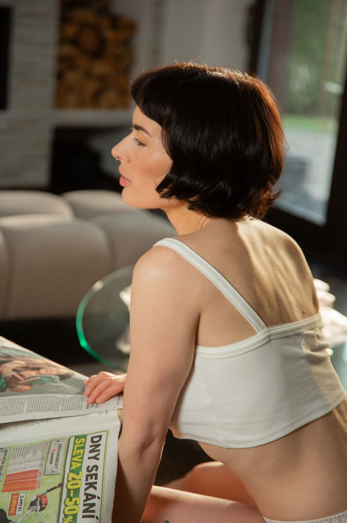 Antonia Sainz, Olive Glass in Morning Romance. Эскиз 15