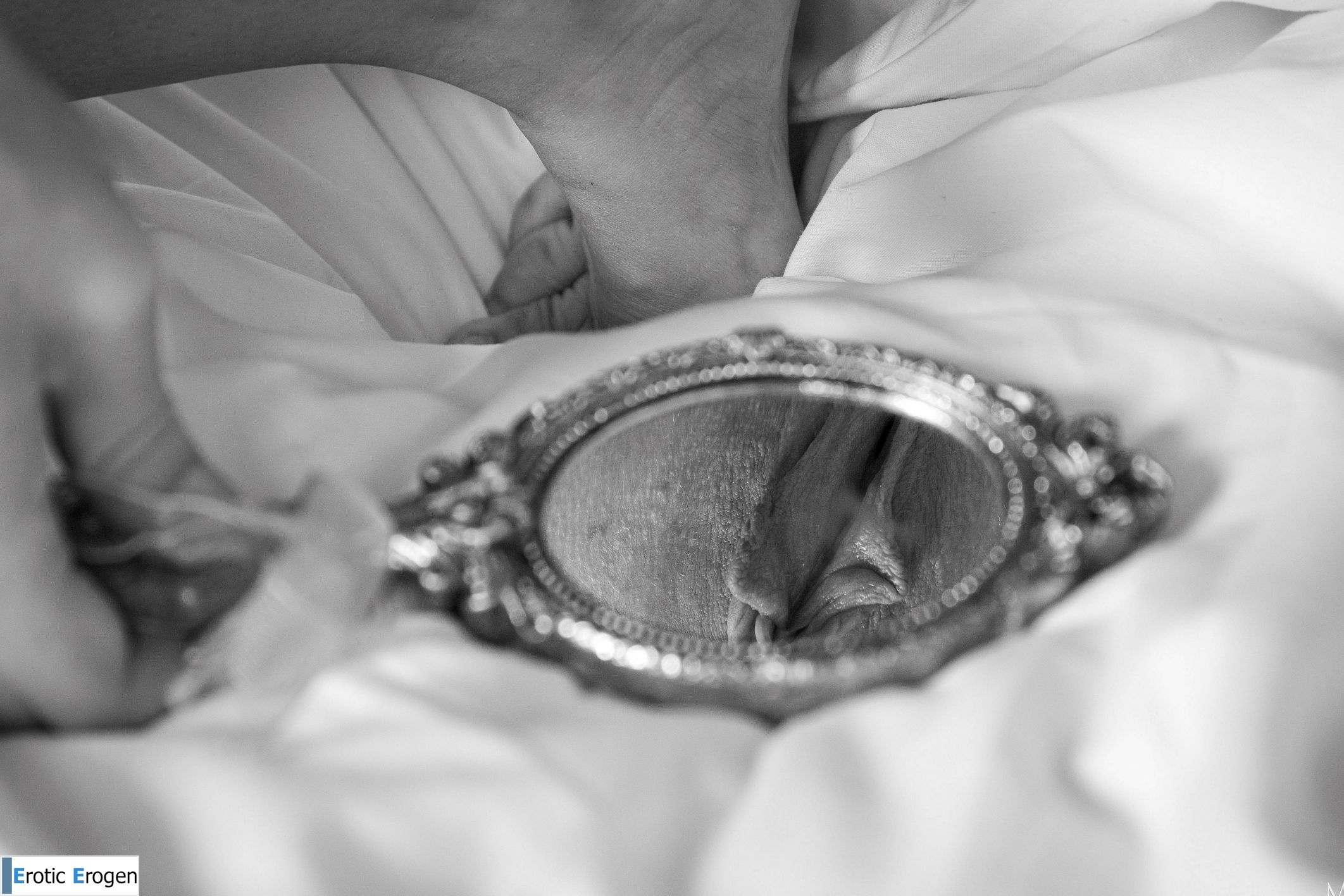 Bella Spark in White Corset. Picture 39