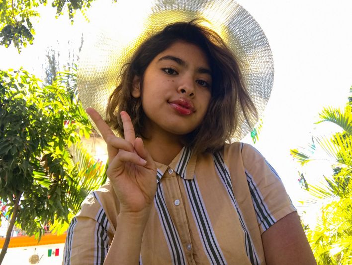 Hazel Heart in Them Apples. Thumb 2