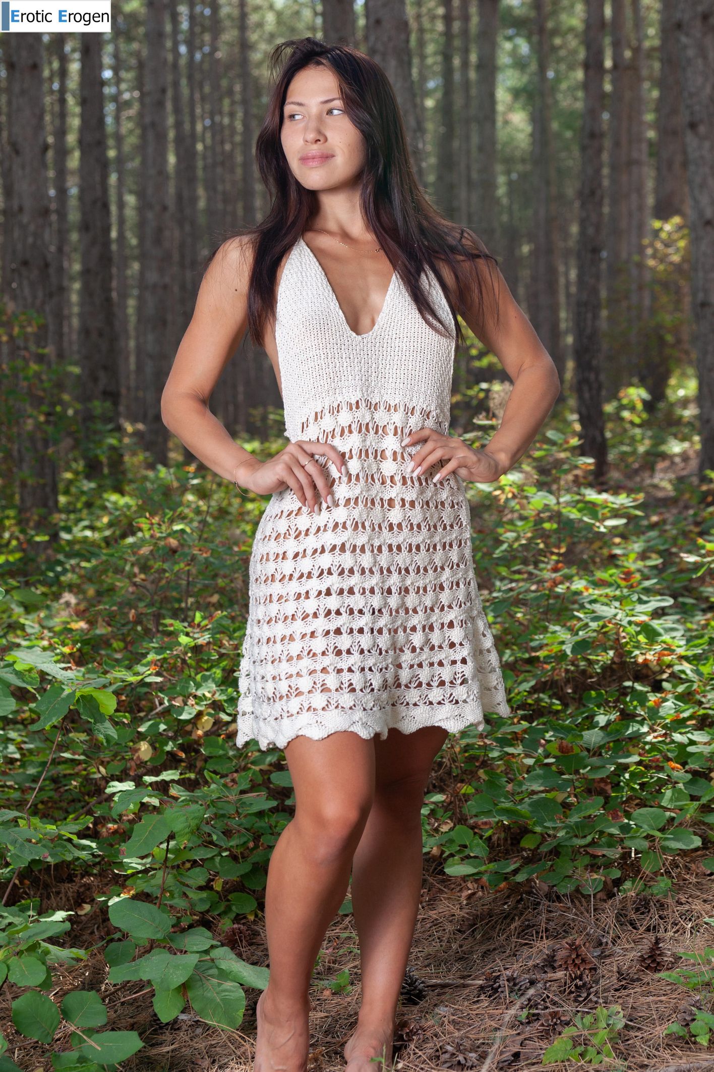 Melania in Naked Woman. Picture 1