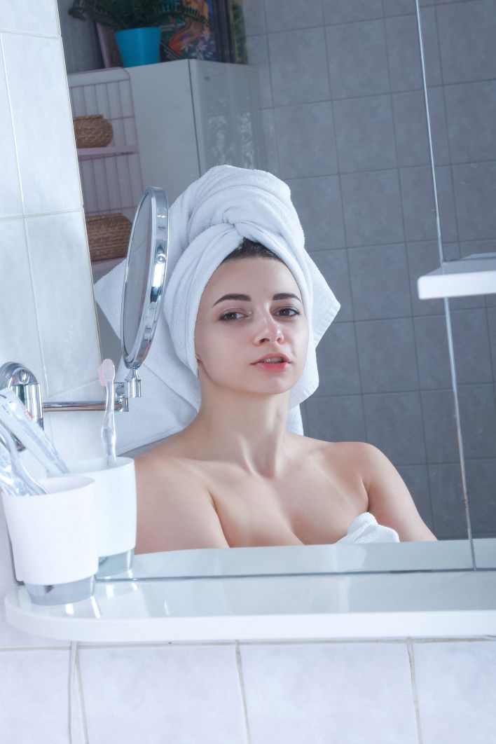 Elle Mira in V Elle Ntine. Thumb 4