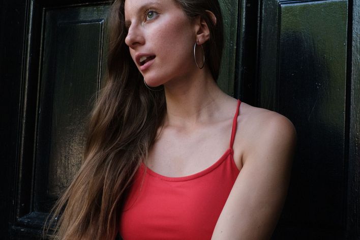 Julie Bernal in Thank You Red. Thumb 32