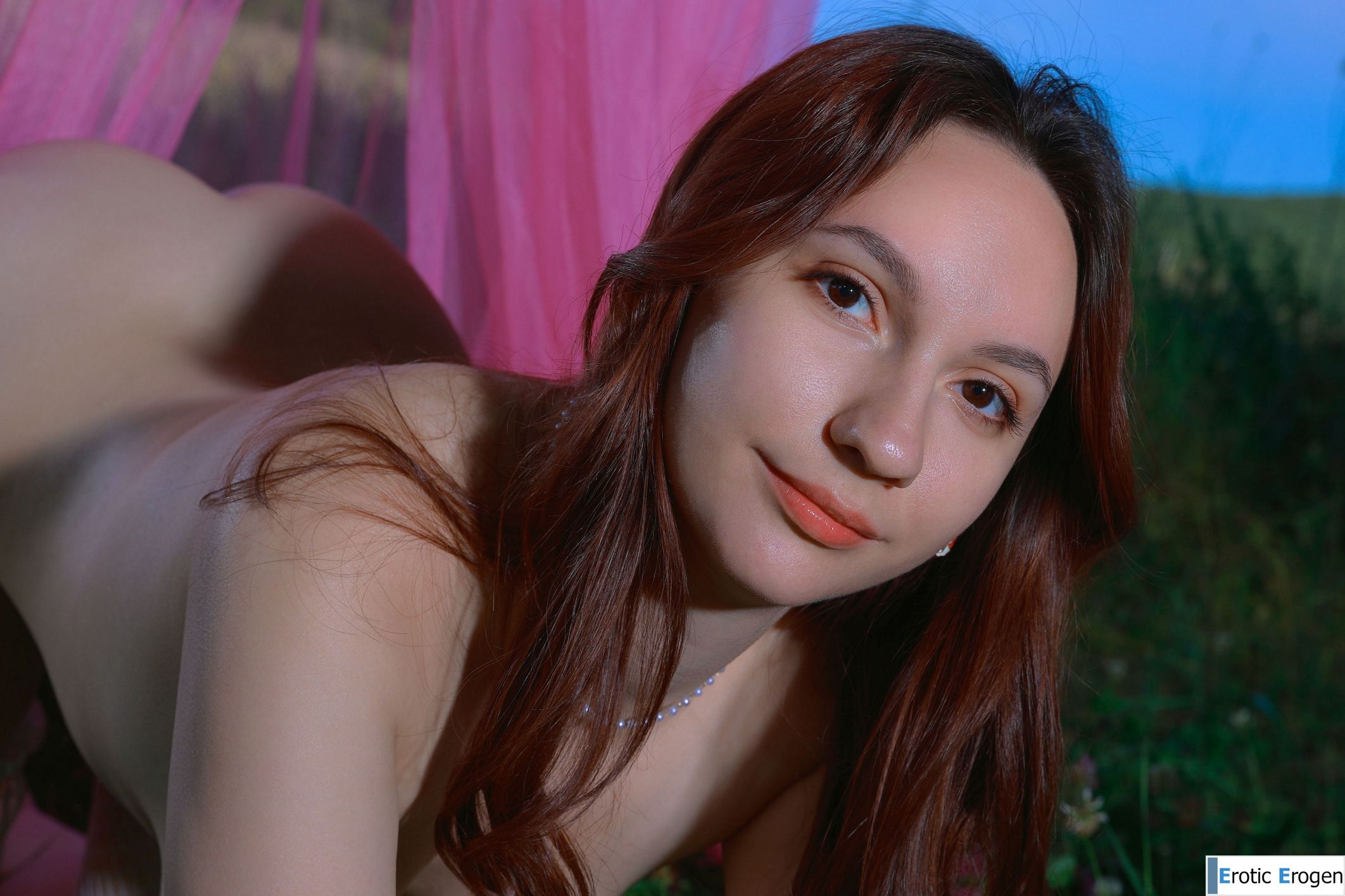 Lea Kitten in Intimate Alfresco. Фото 35