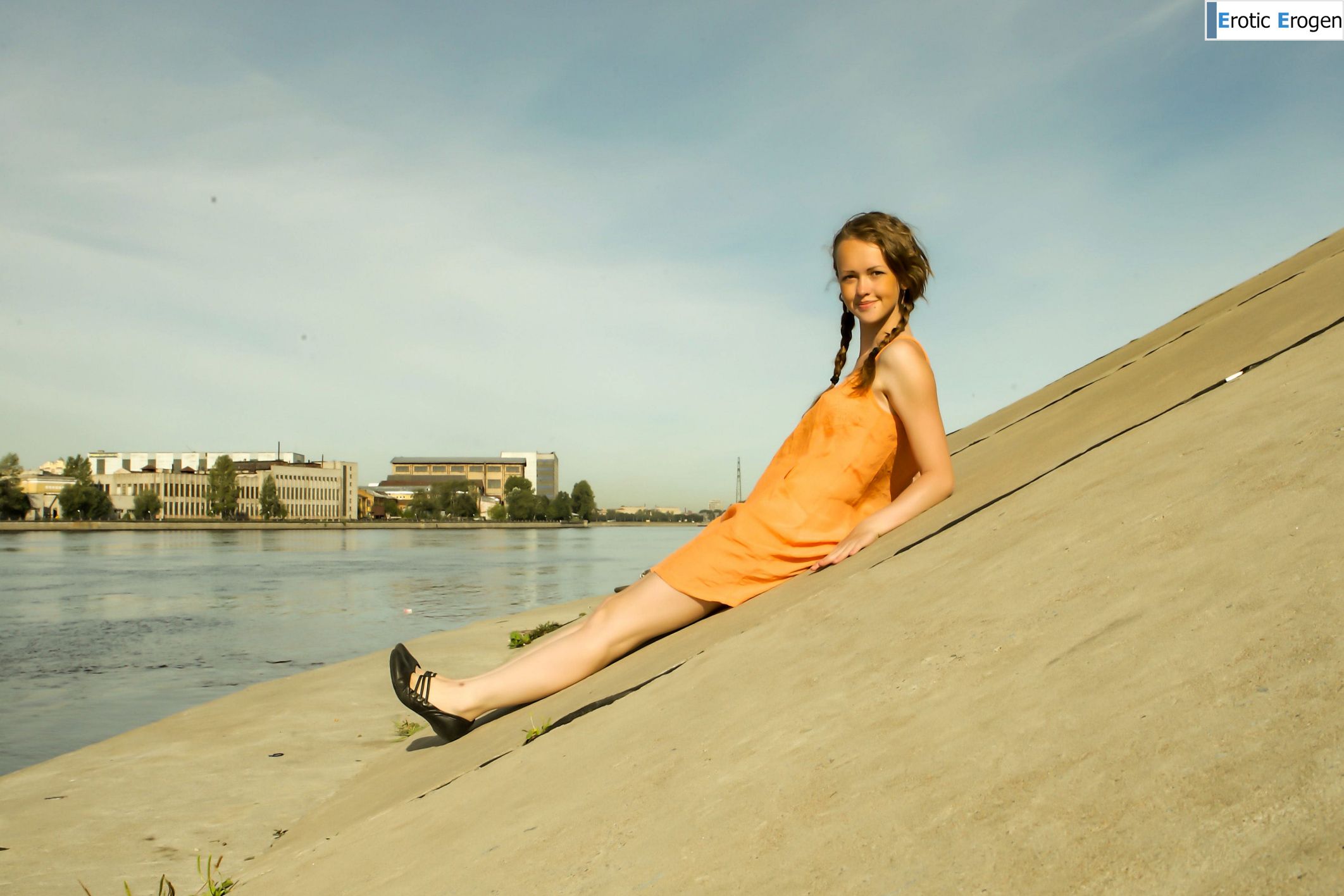 Vega in On The Streets. Picture 11