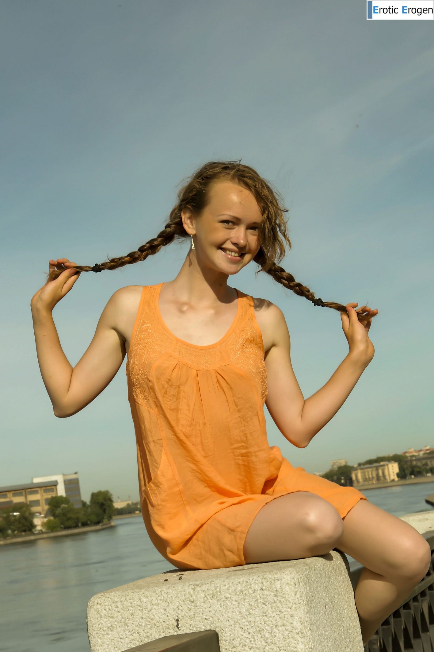 Vega in On The Streets. Picture 3