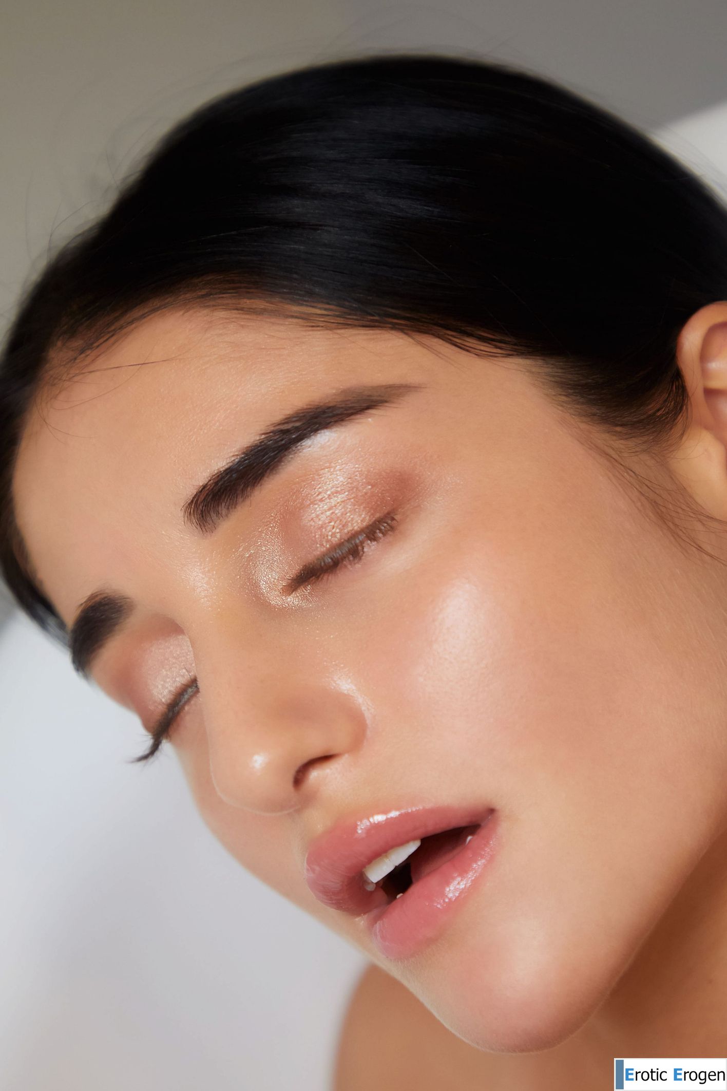 Ara Mix in Wet Heat. Picture 29