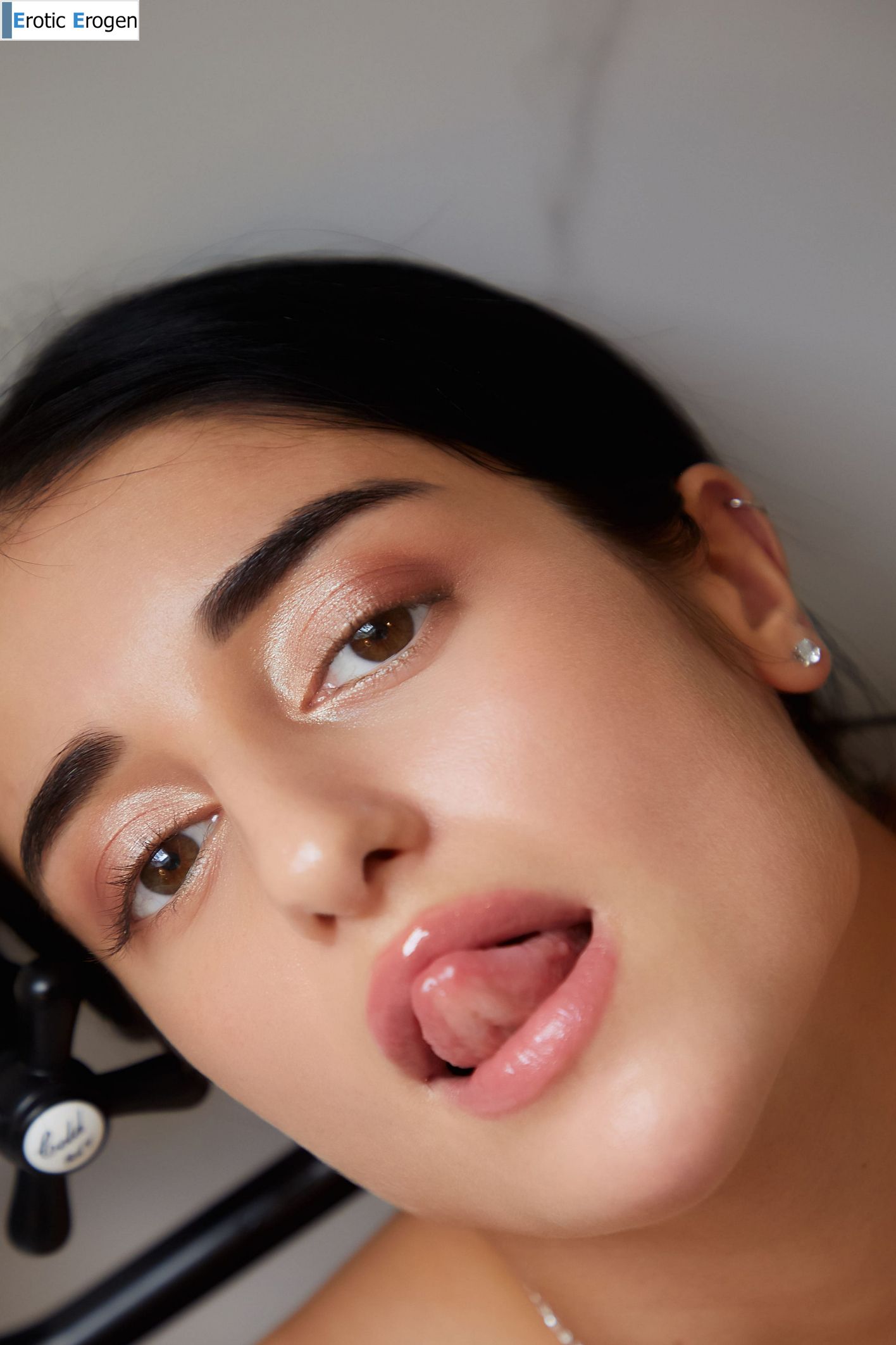 Ara Mix in Wet Heat. Picture 33