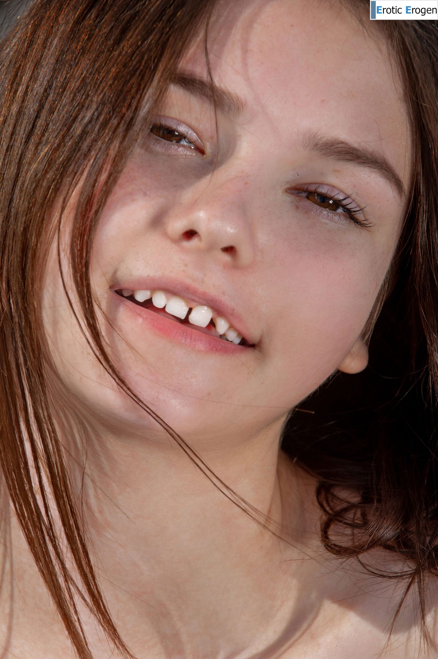 Matty in Spray Me. Picture 37