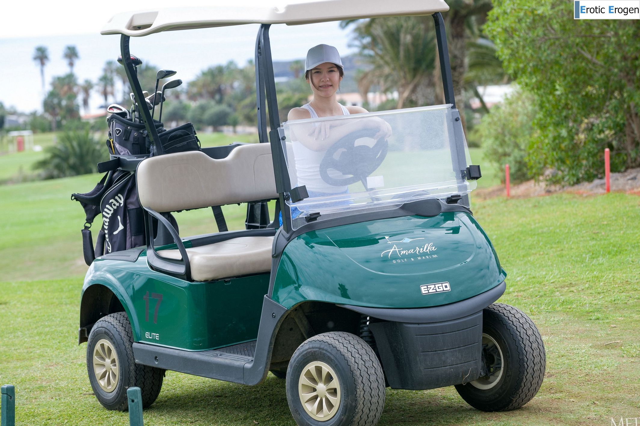 Matty in Play A Round. Picture 2