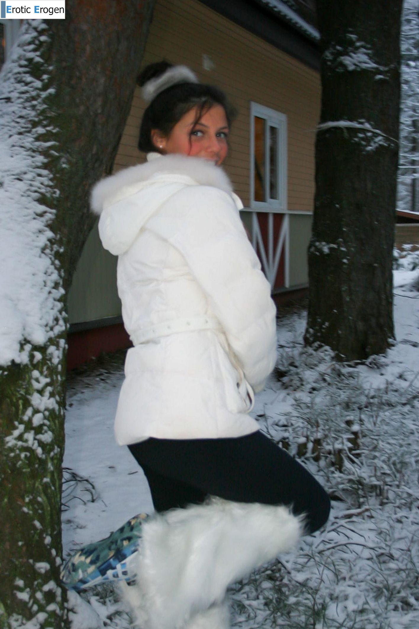 Isabella in Exhibitionist. Фото 53