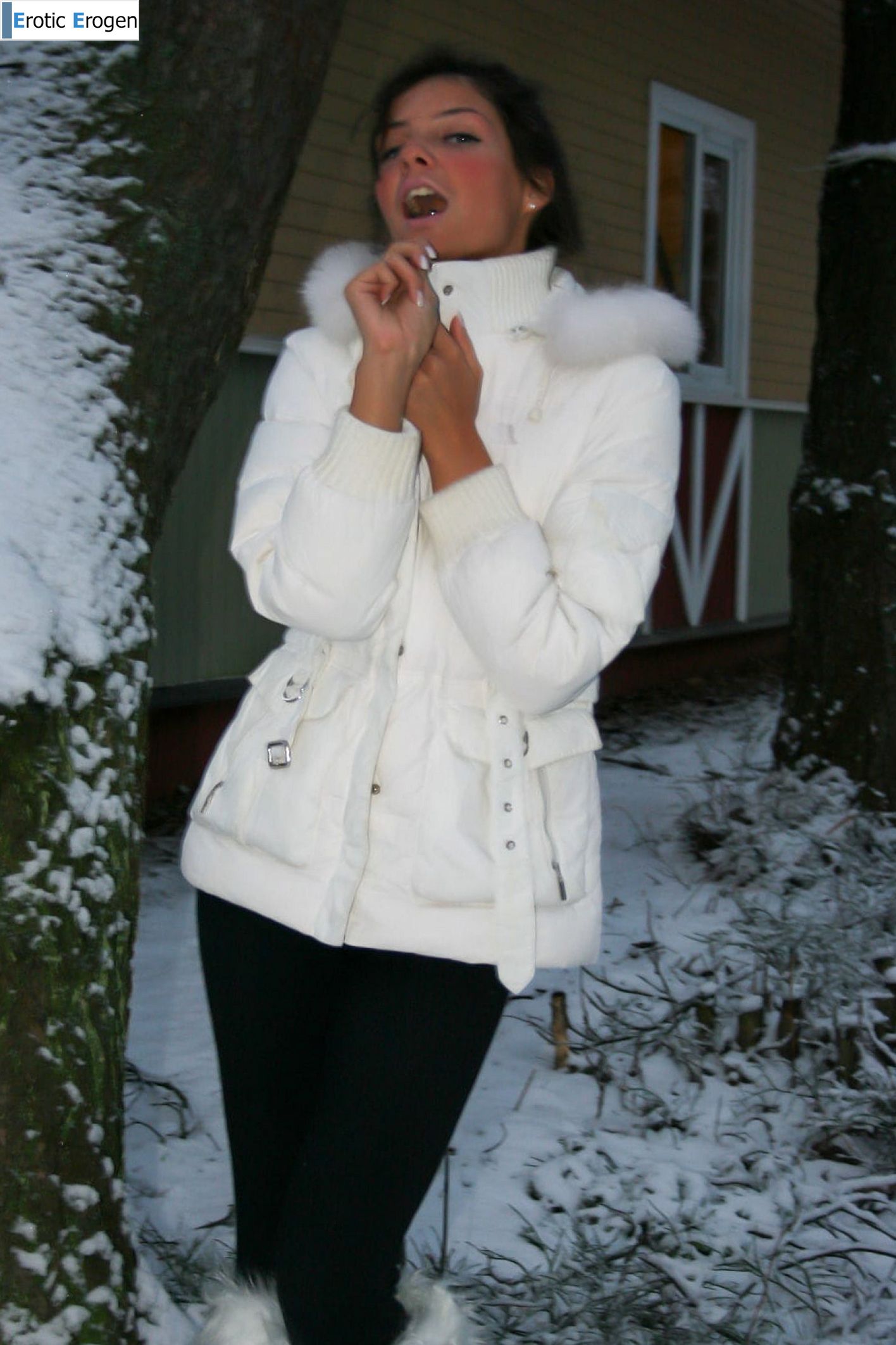 Isabella in Exhibitionist. Фото 54