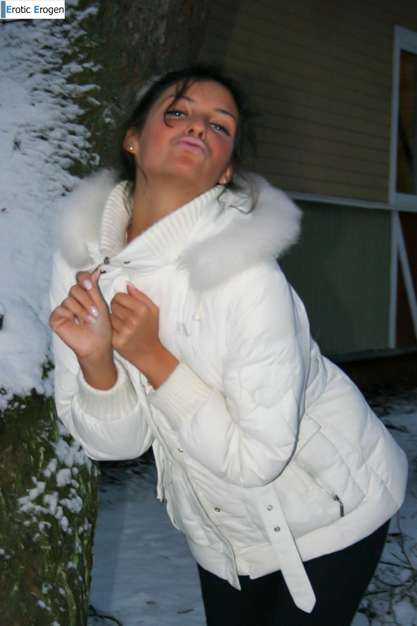 Isabella in Exhibitionist. Фото 56