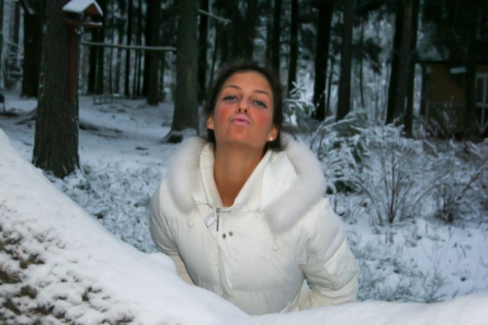 Isabella in Exhibitionist. Эскиз 16