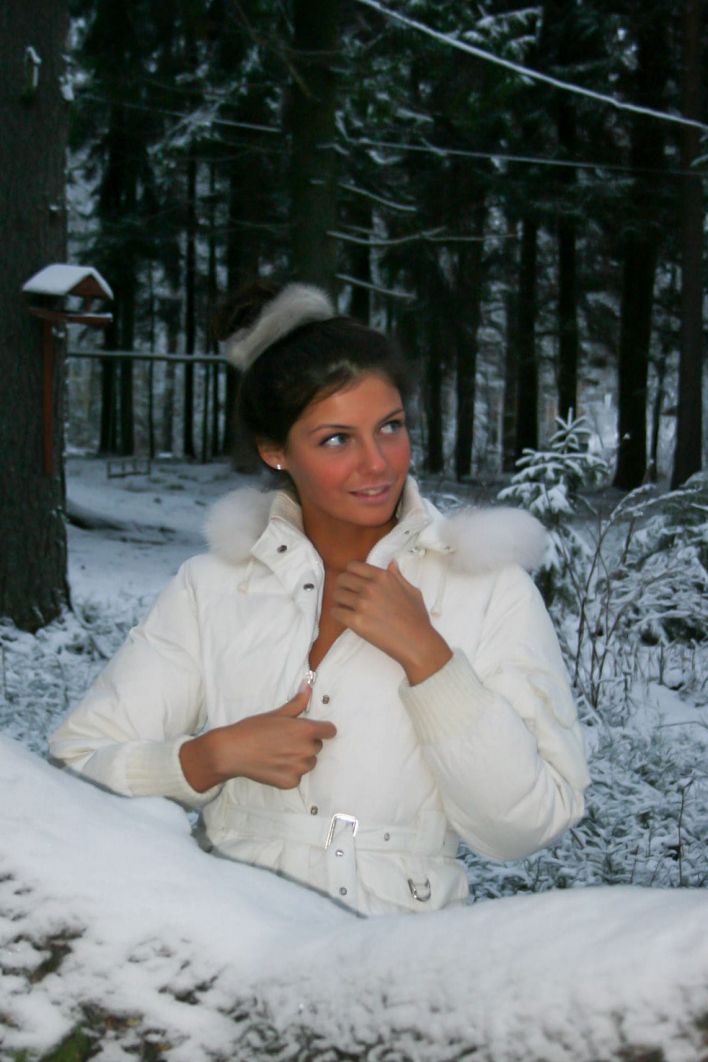 Isabella in Exhibitionist. Эскиз 20