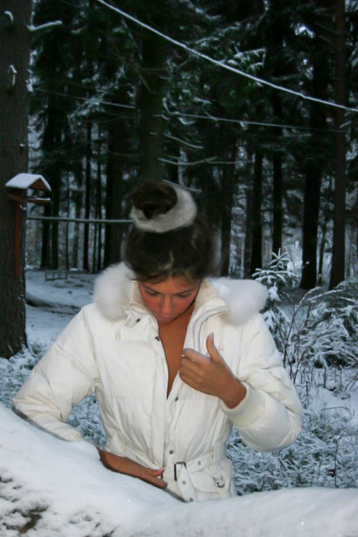 Isabella in Exhibitionist. Эскиз 22