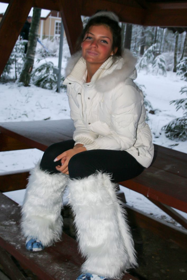 Isabella in Exhibitionist. Эскиз 2