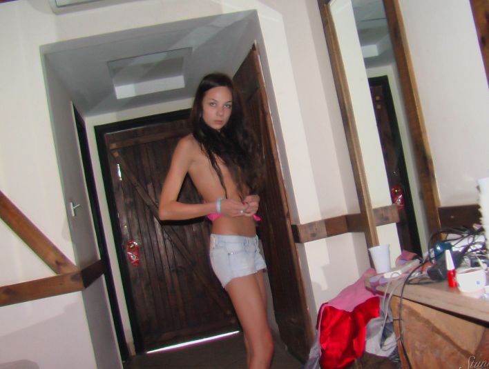 Julia P in Bedroom Undressing. Thumb 1