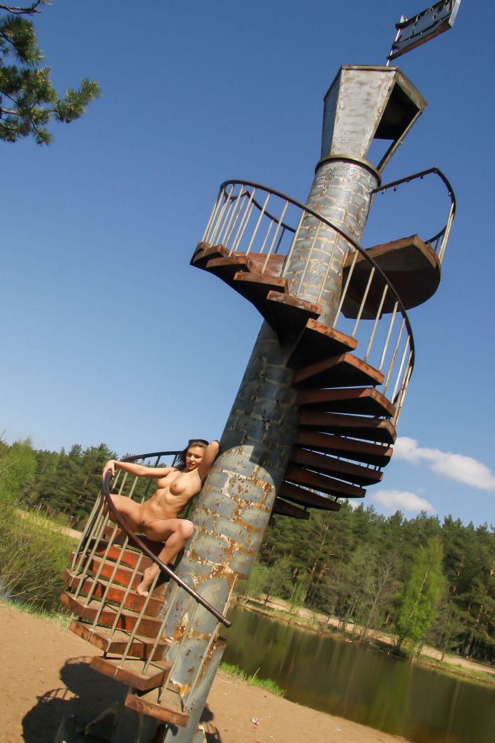 Gea A in Stairs To The Top. Thumb 40