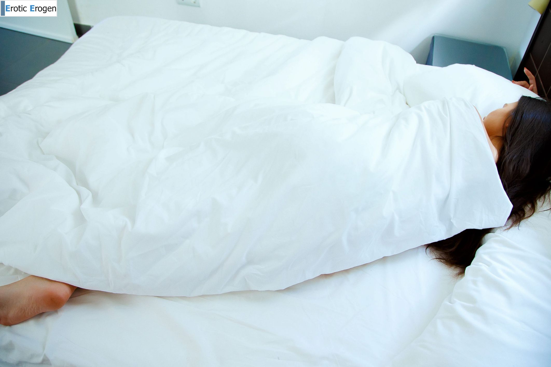 Hayli Sanders in Shower Time. Picture 1