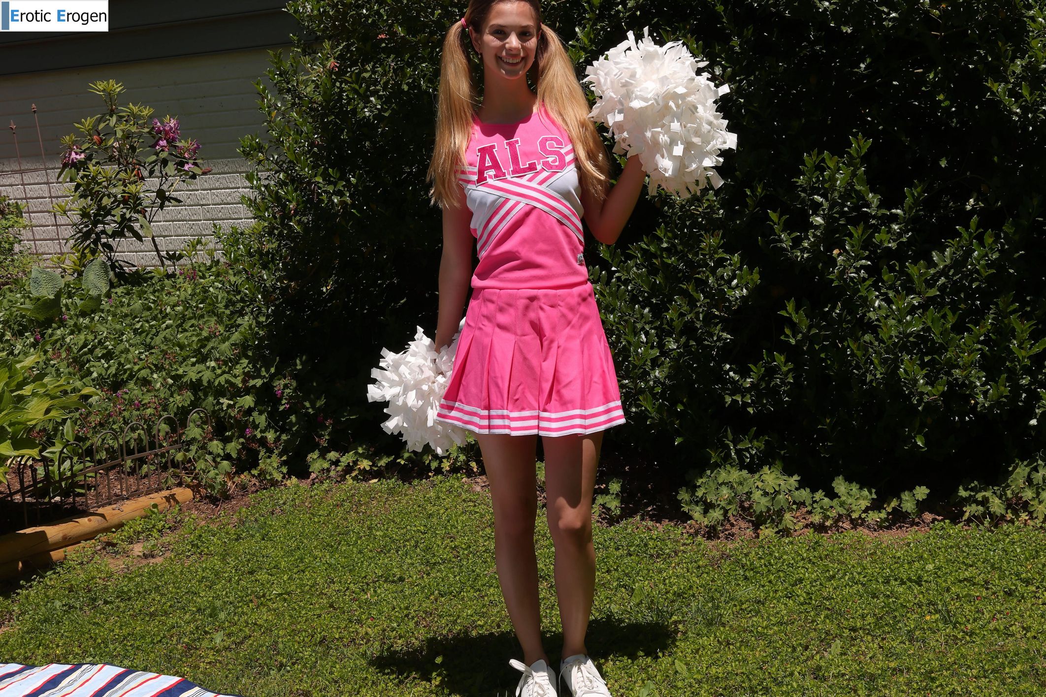 Molly Little in Cheery Disposition. Picture 1