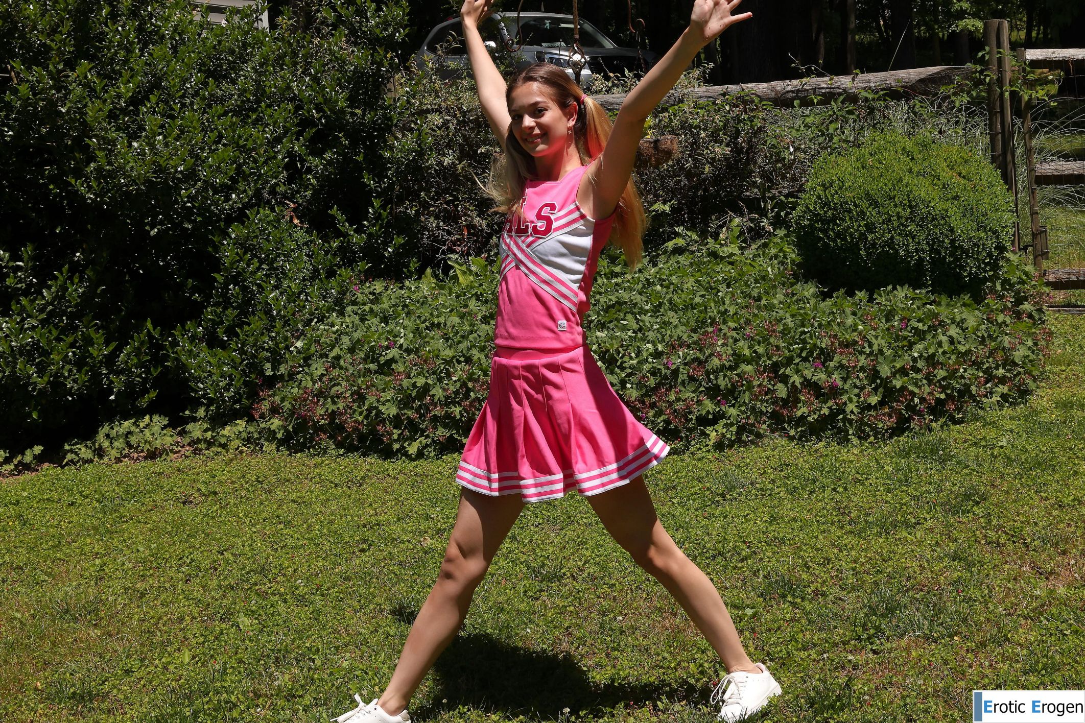 Molly Little in Cheery Disposition. Picture 6