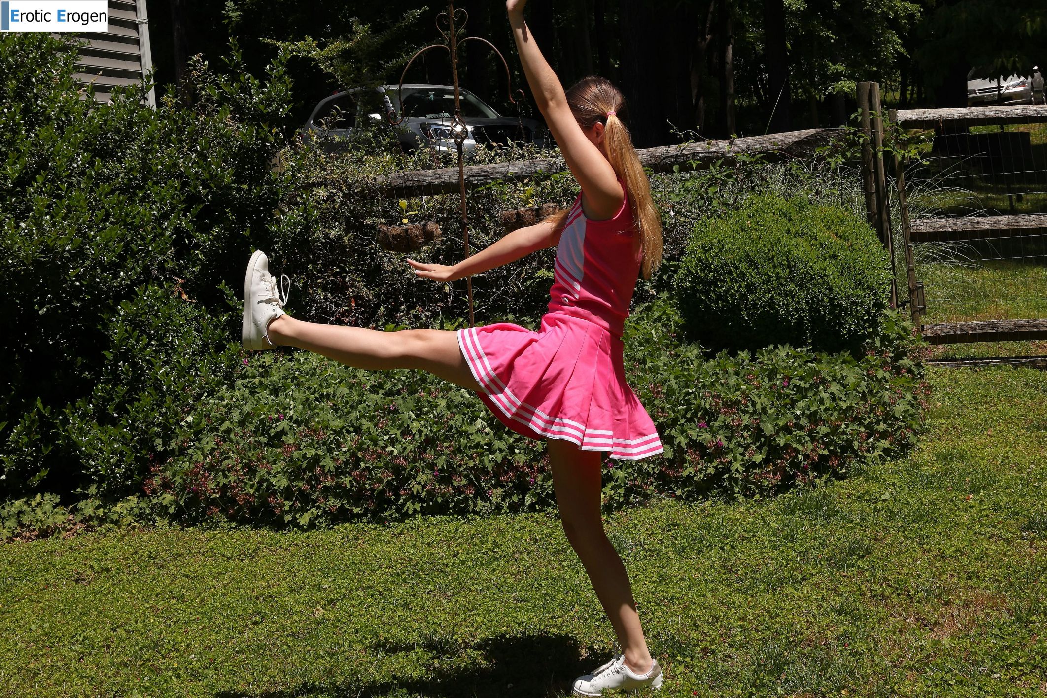 Molly Little in Cheery Disposition. Picture 7