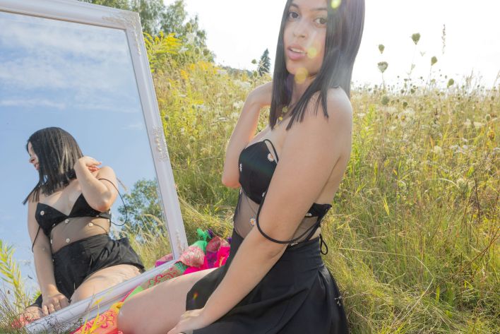 Gia Rosse in Miracle Mirror. Эскиз 19