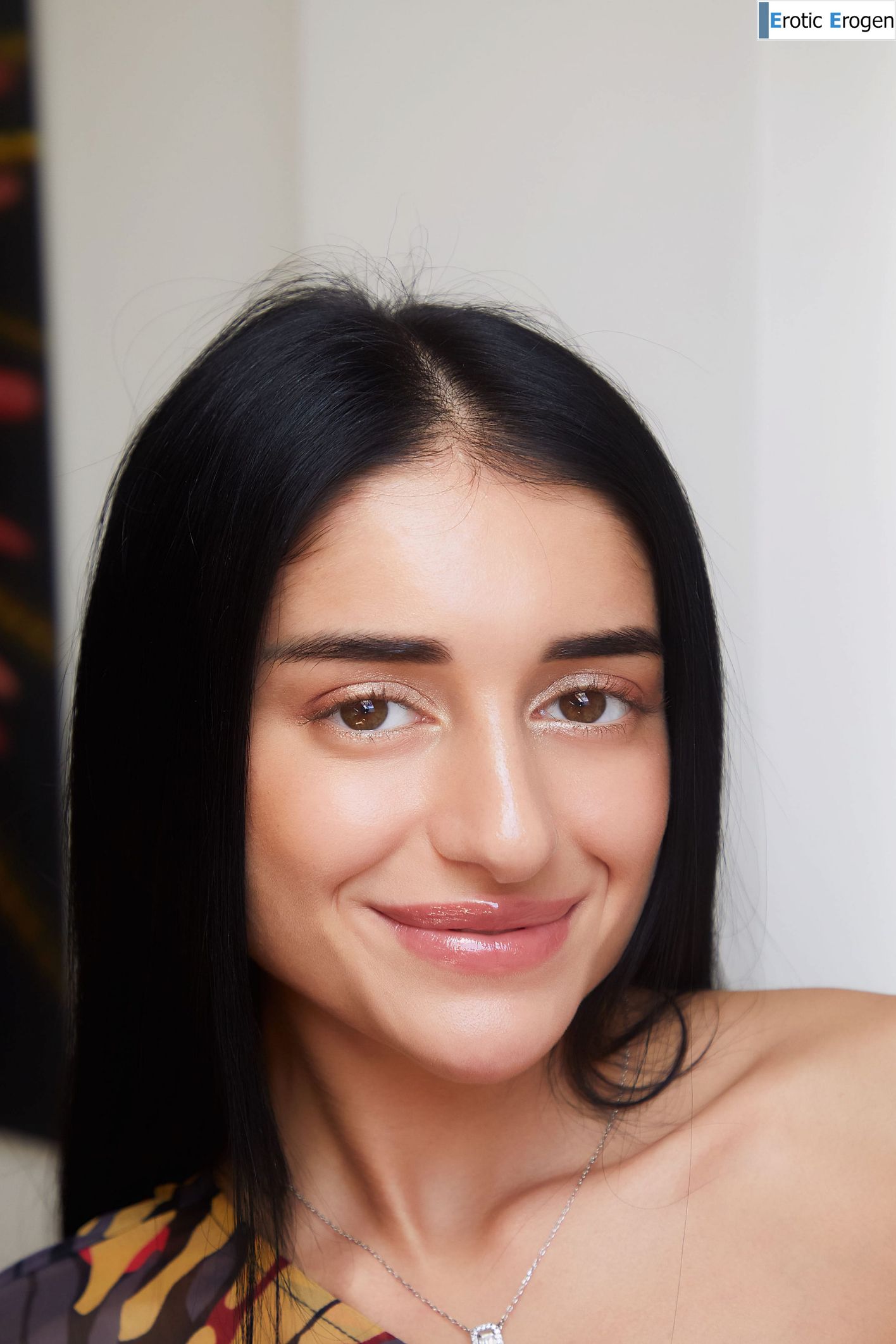 Ara Mix in Skylight. Picture 1