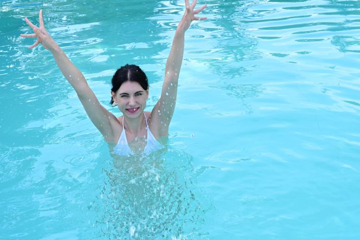 Olivia in Pool Party. Thumb 5