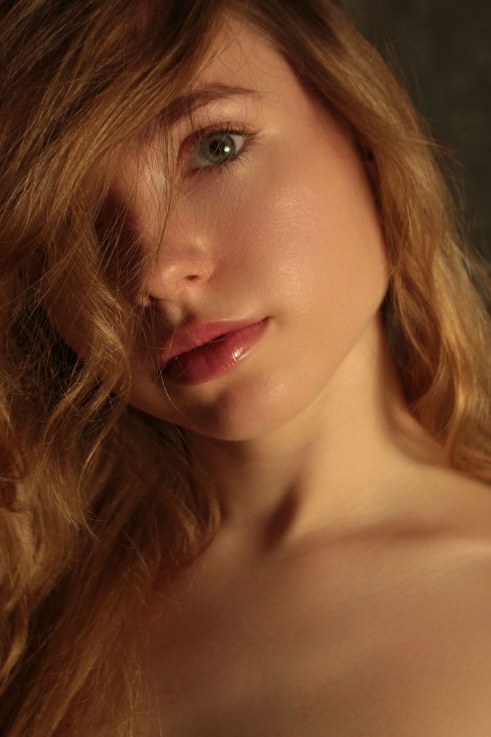 Rinna Ly in Lady In White. Thumb 17