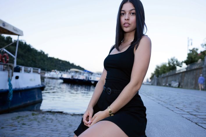 Gia Rosse in First Walk. Thumb 12