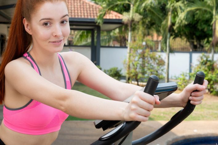 Mary Fox in Breaking A Sweat. Thumb 3