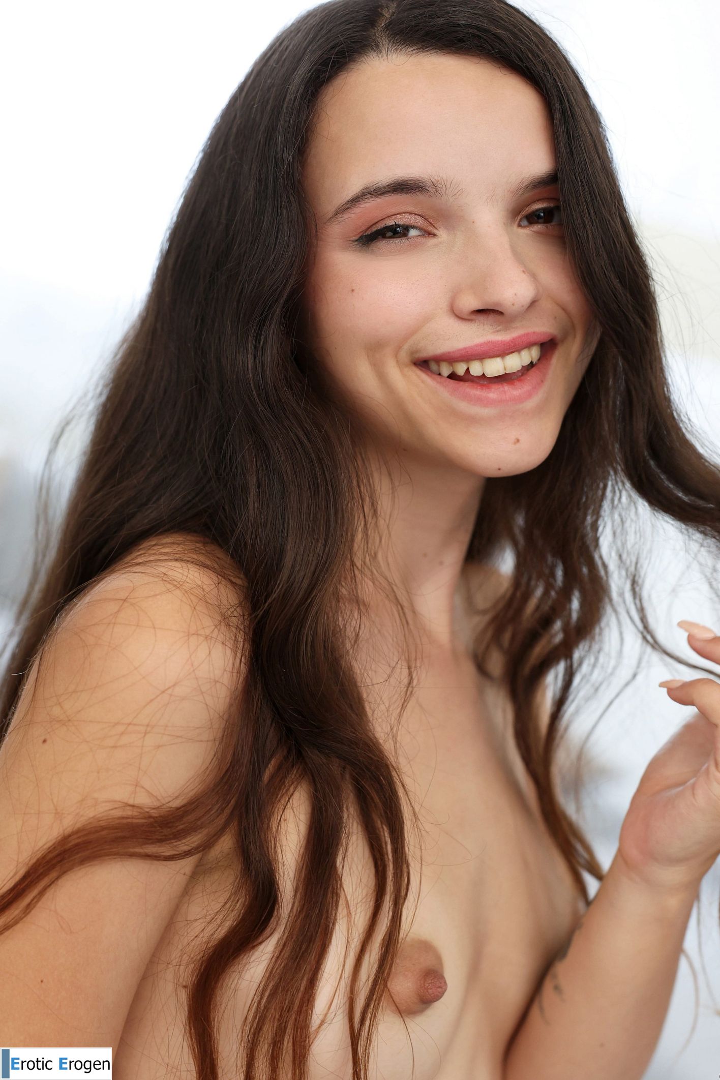 Ohana Petite in Our Secret. Picture 40