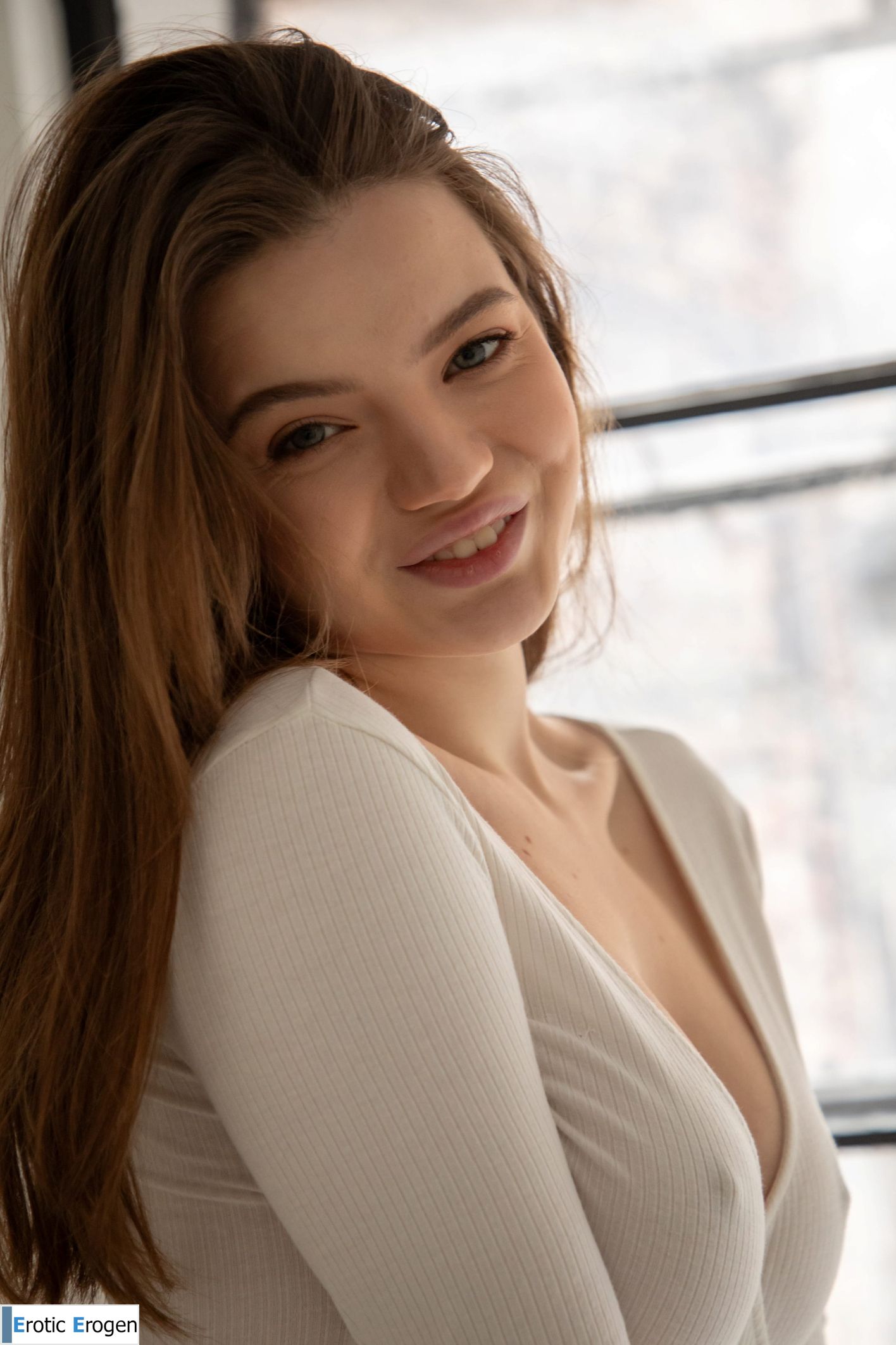 Toree in White Bodysuit. Picture 2