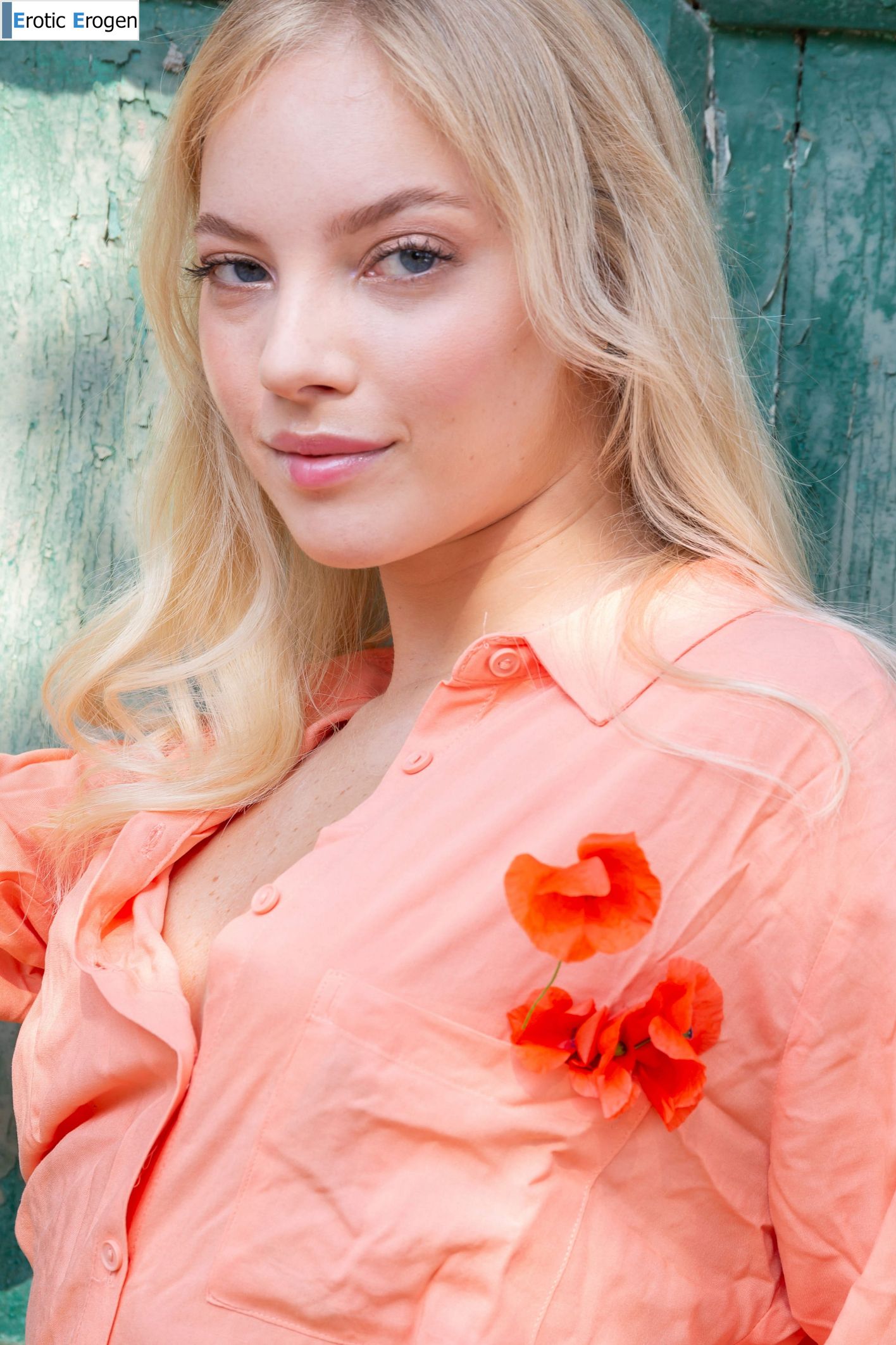 Bella Spark in Sun Shadows. Фото 3