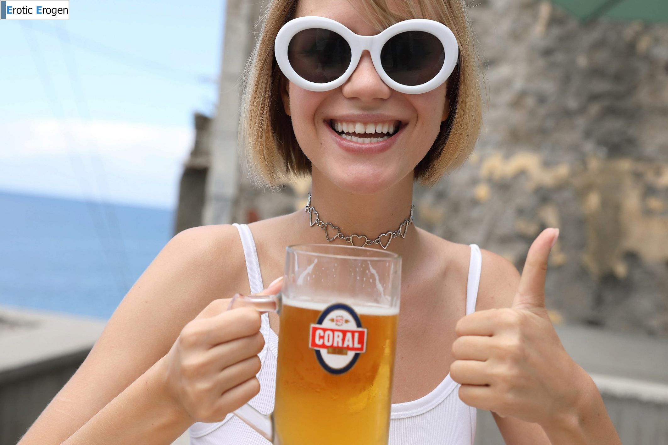 Lana Lane in Postcard Paul Do Mar. Picture 40