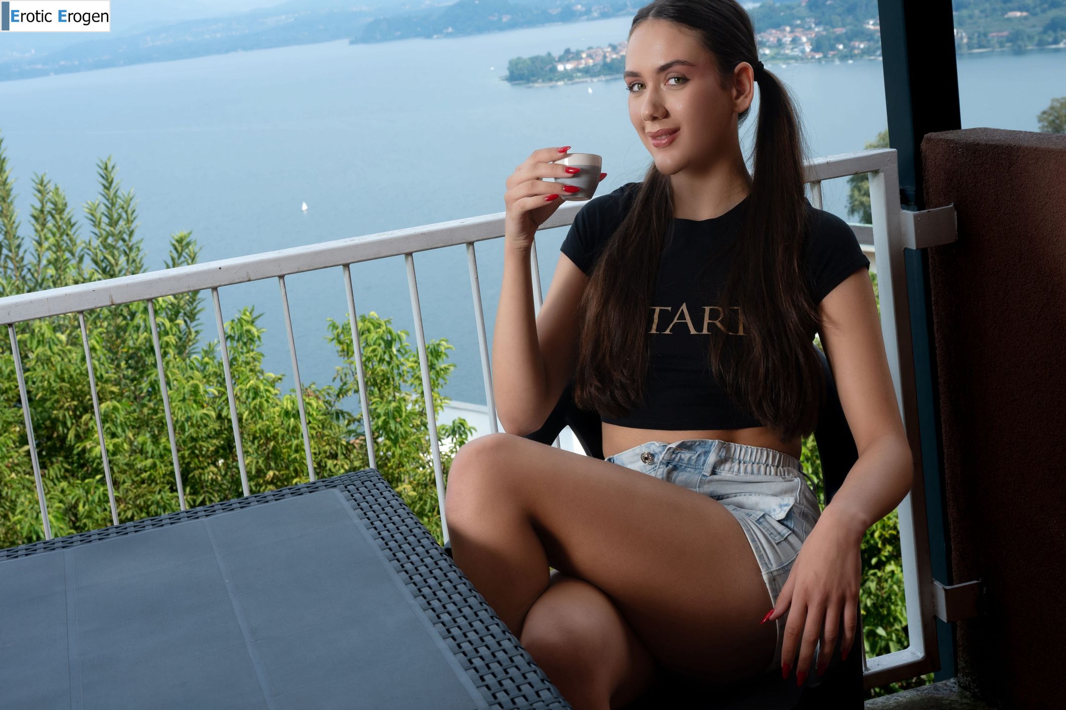 Vixi Rafi in Perfect Scenery. Picture 2