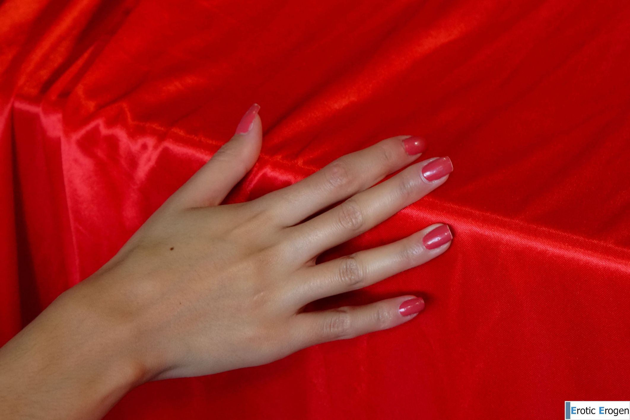 Arissa in Red 1. Picture 5