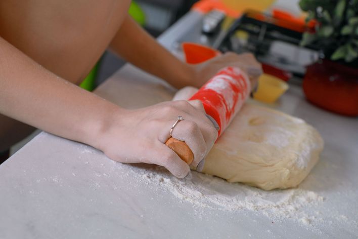 Monika Jelolt in Whats Cooking. Thumb 7