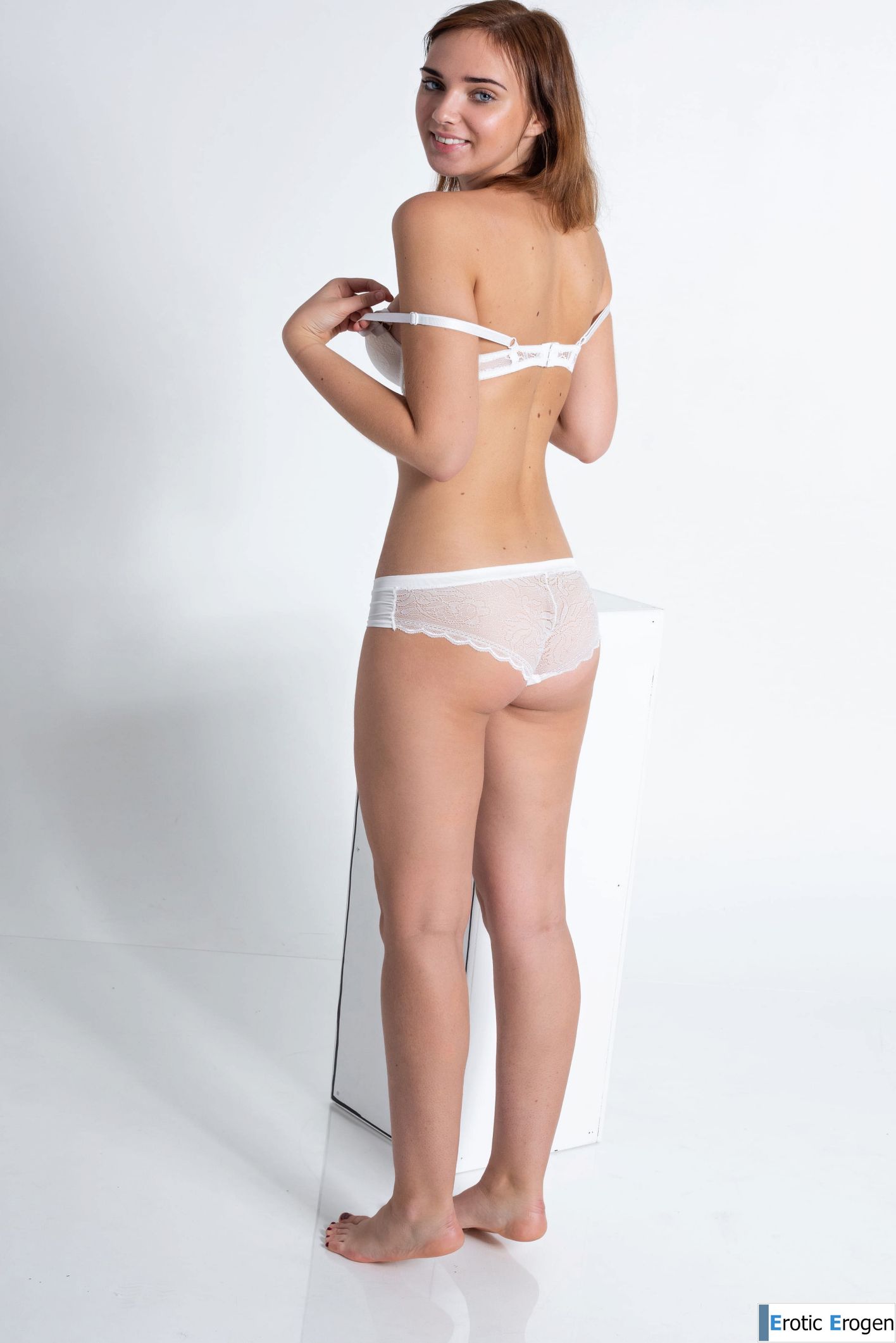 Oxana Z in Modeling. Picture 14