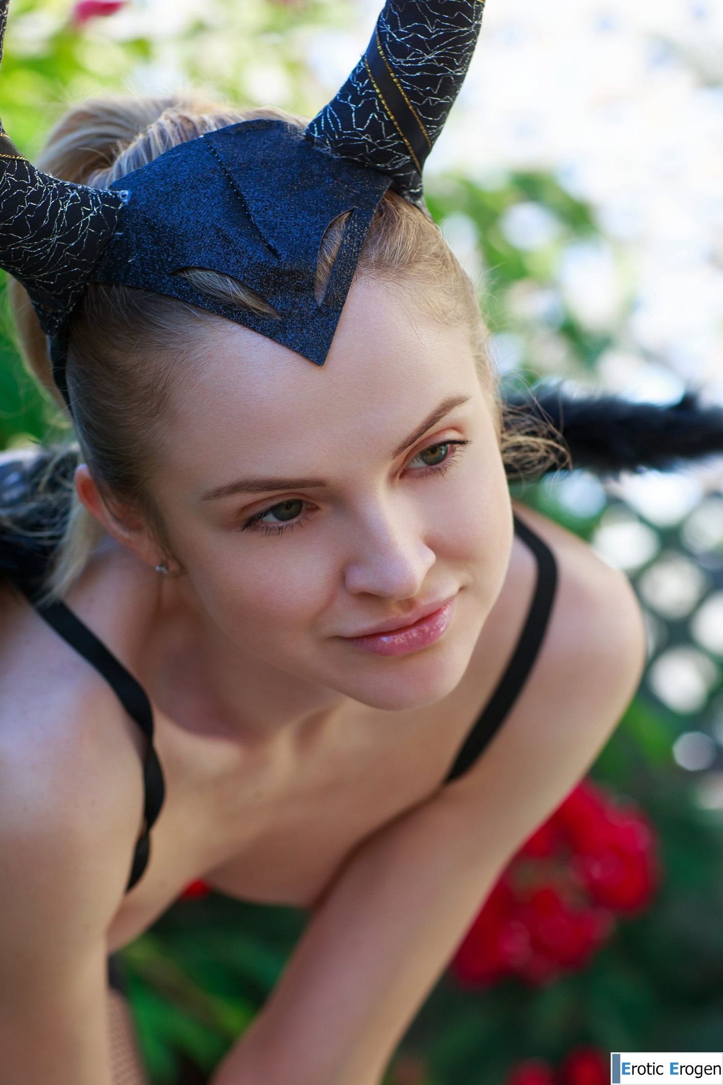 Alice May in Aliceficenta. Picture 51