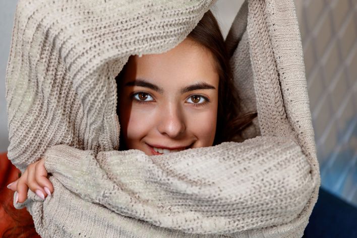 Neesa in Out Of The Cold. Thumb 11
