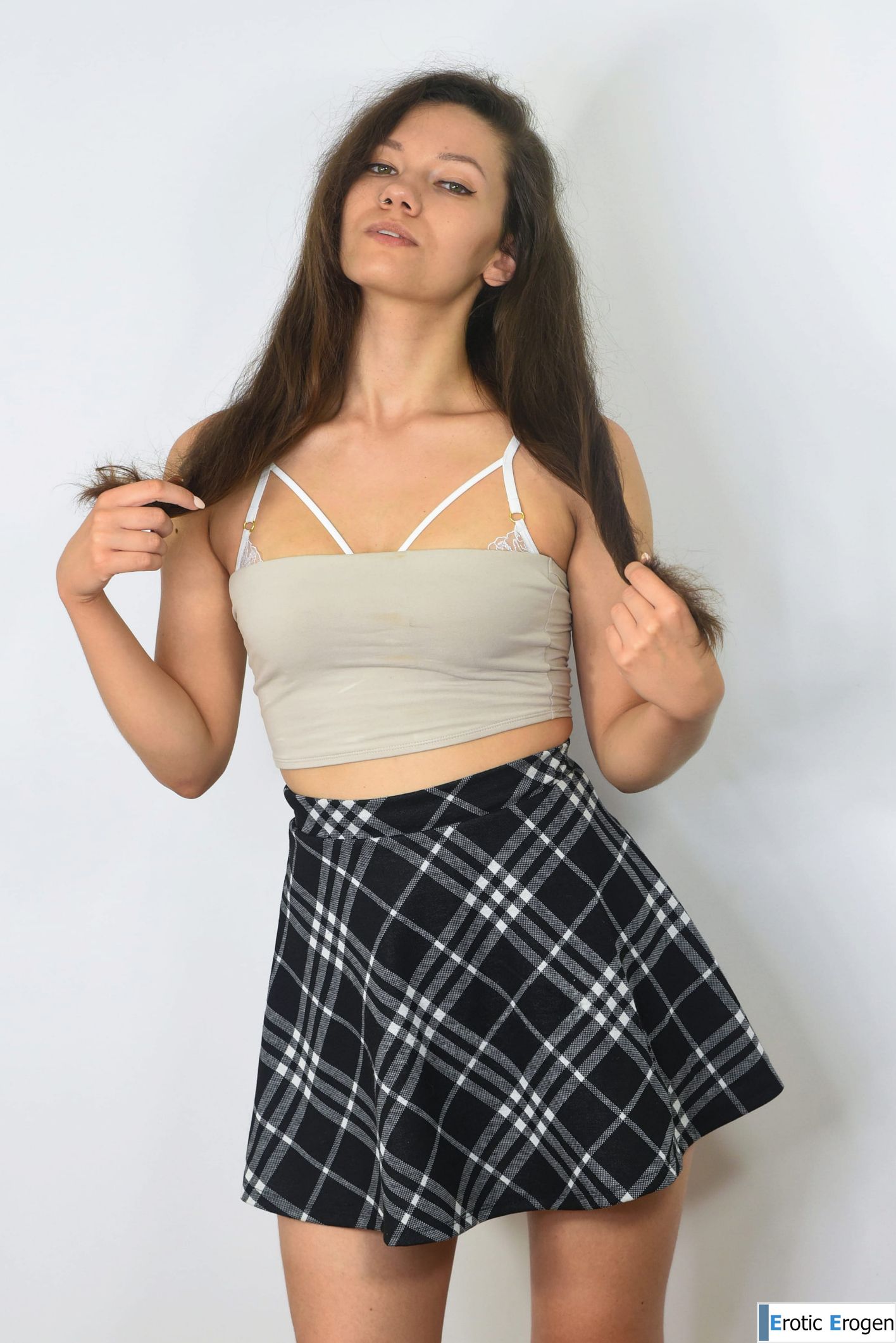 Megan Rydes in Plaid. Picture 3