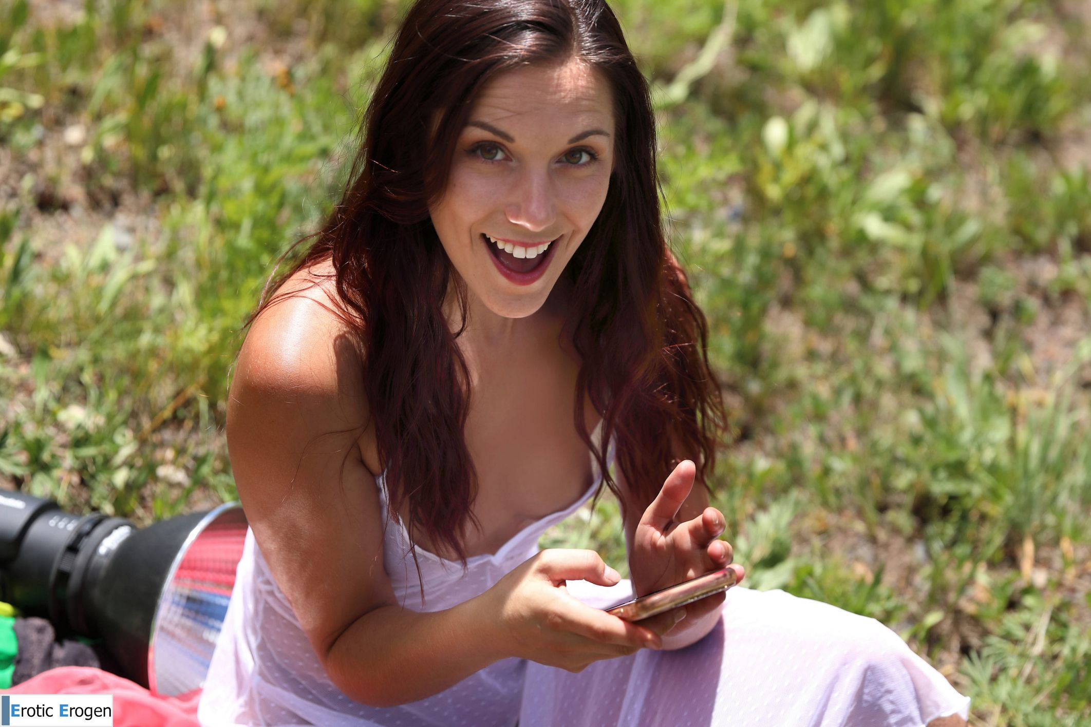 Elena Generi in Shoot Day Montage. Picture 14