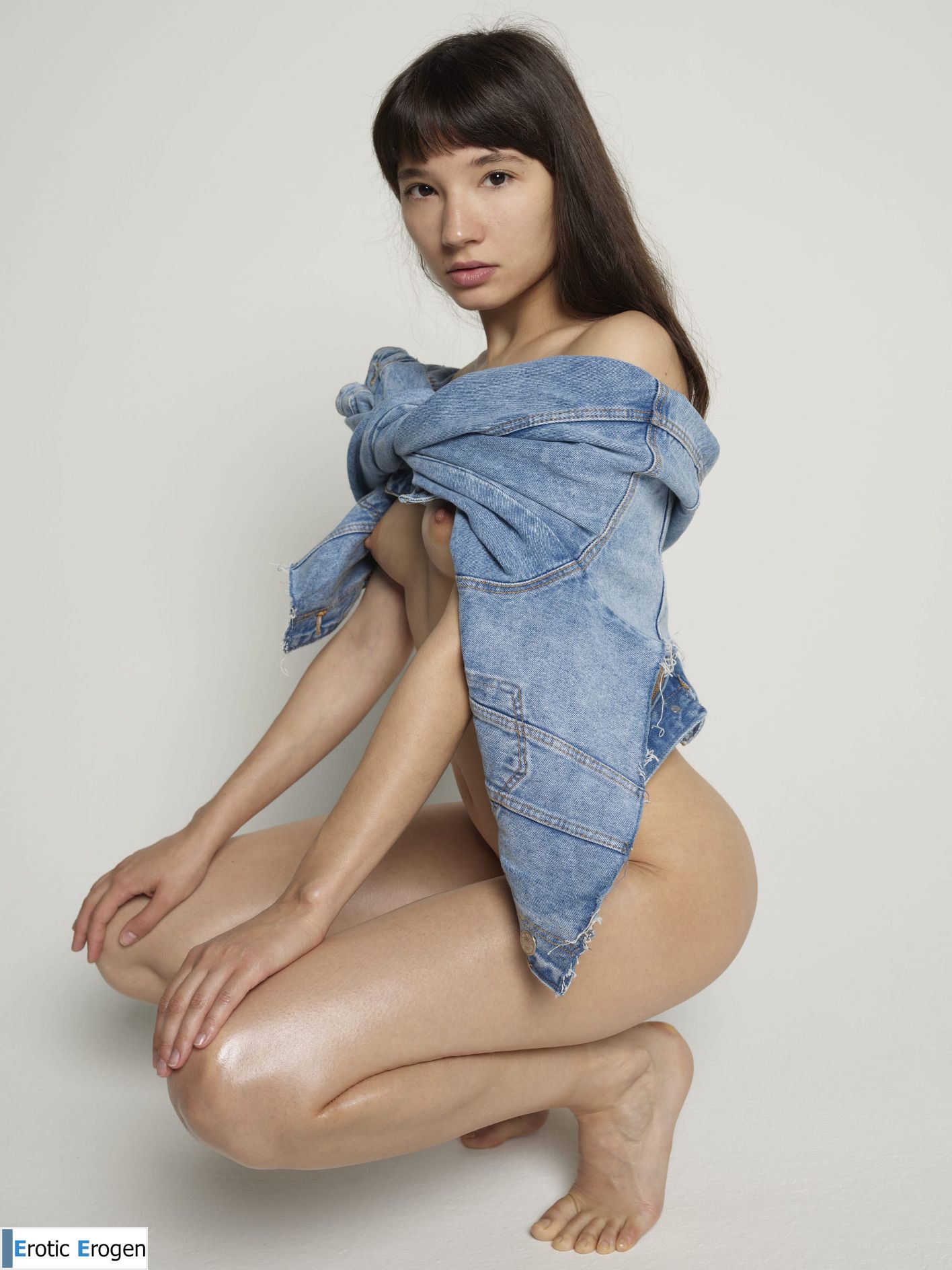 Katya V in Denim And Nude. Фото 24