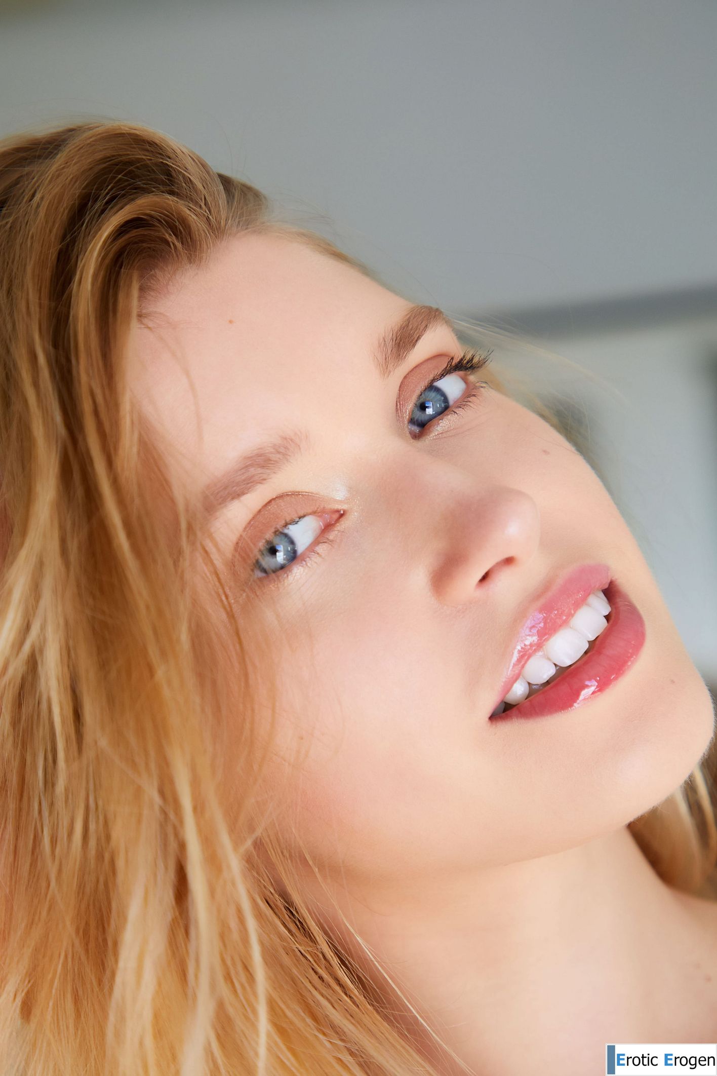 Freya Mayer in Lovely Lady. Picture 15