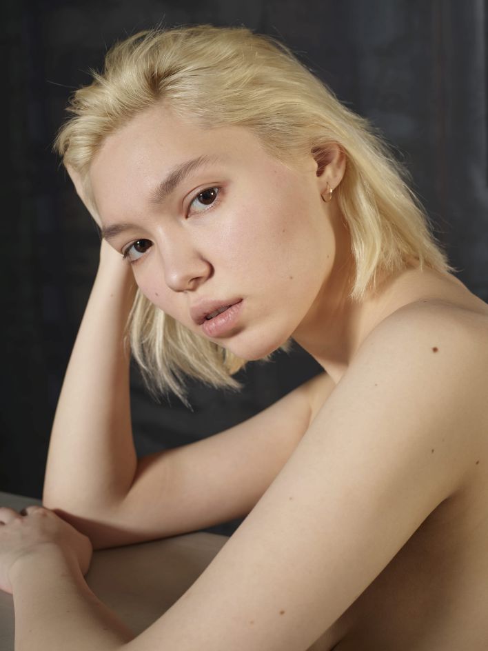 Lily in Naked At Home. Thumb 18