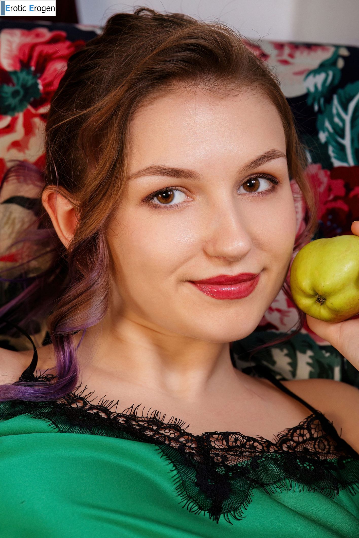 Isabele in Sweet And Tender. Picture 5