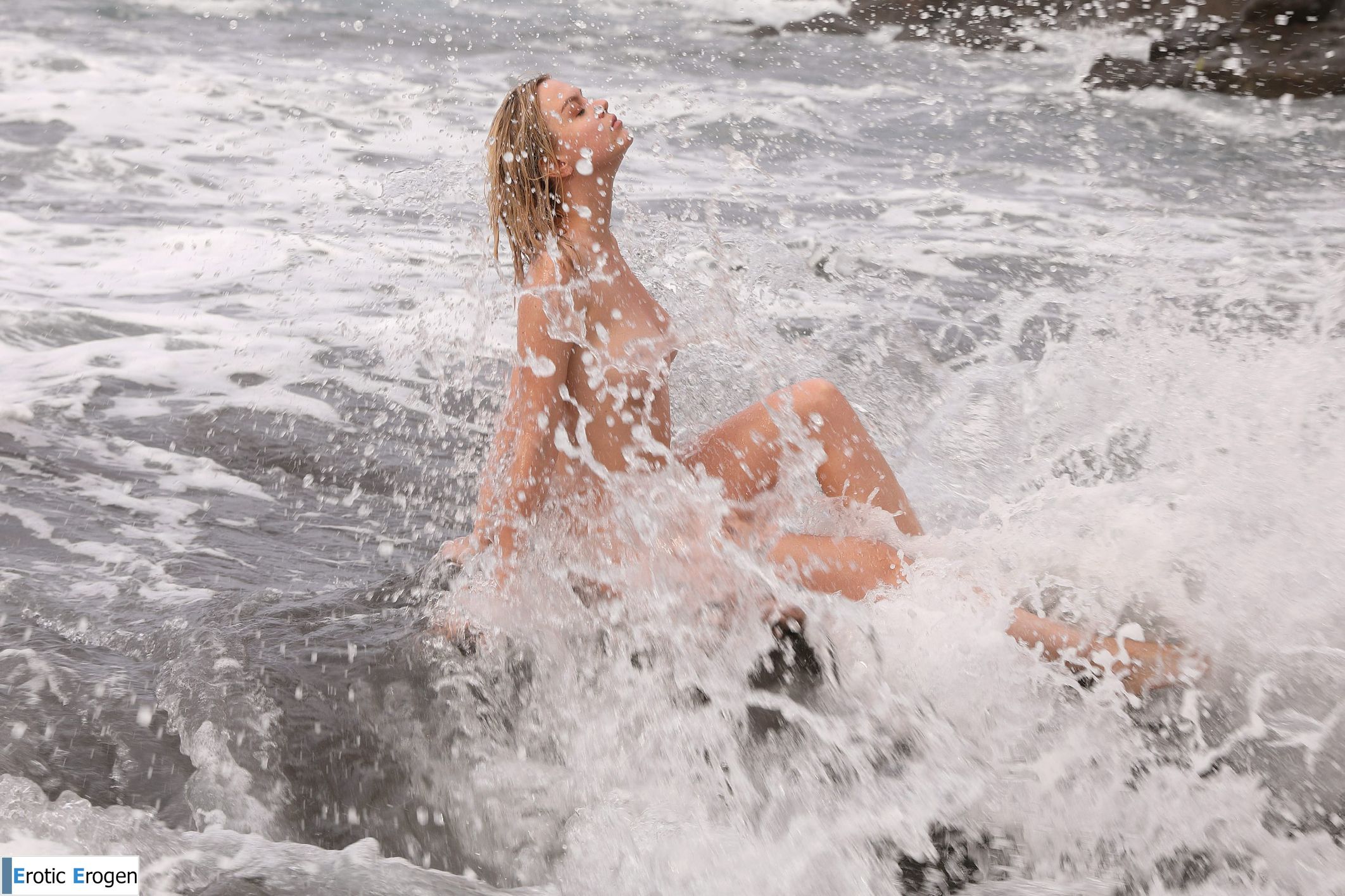 Lana Lane in Wet &amp; Wild. Picture 12