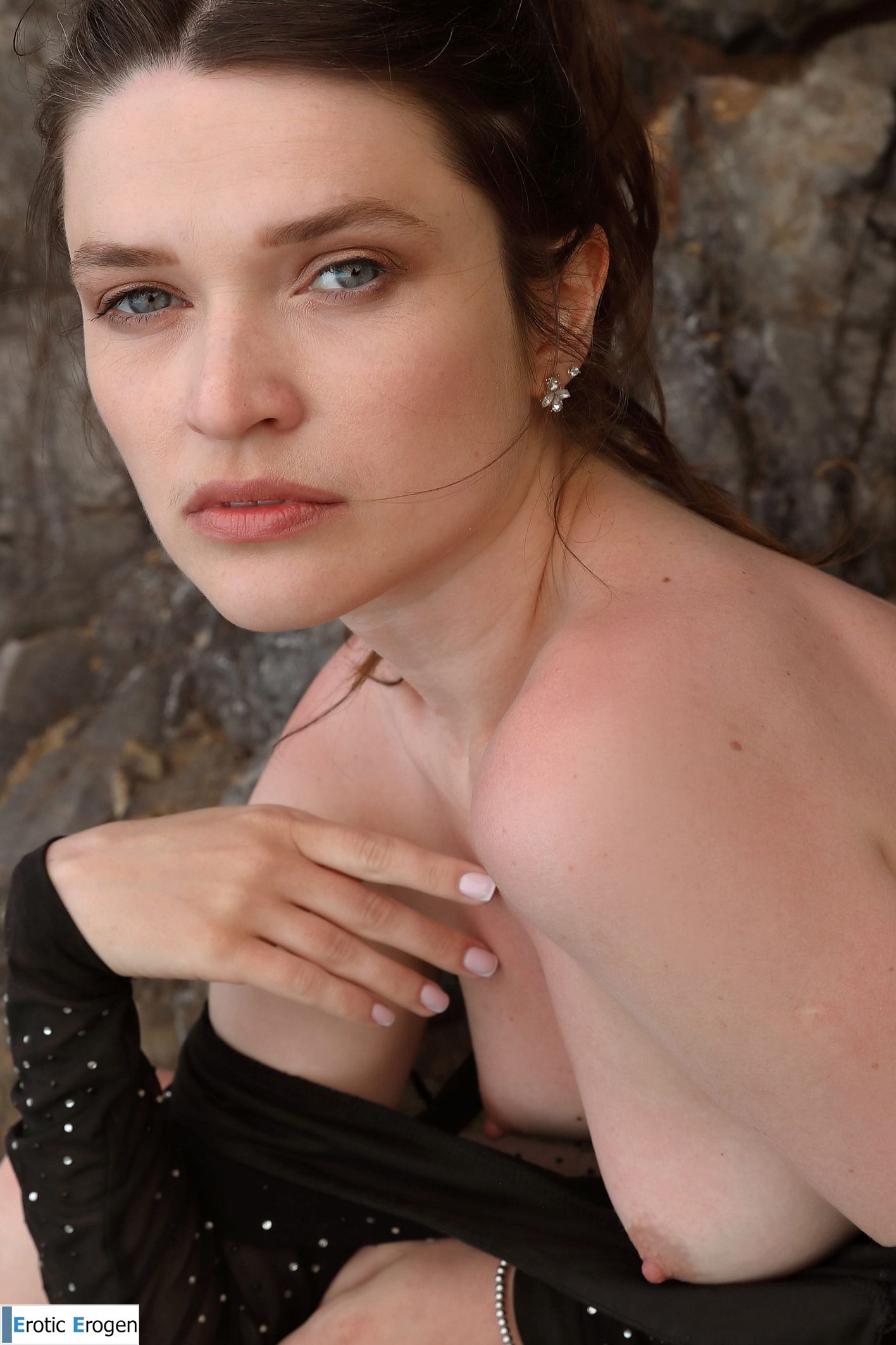 Amelia in Seaside Mistress. Picture 25